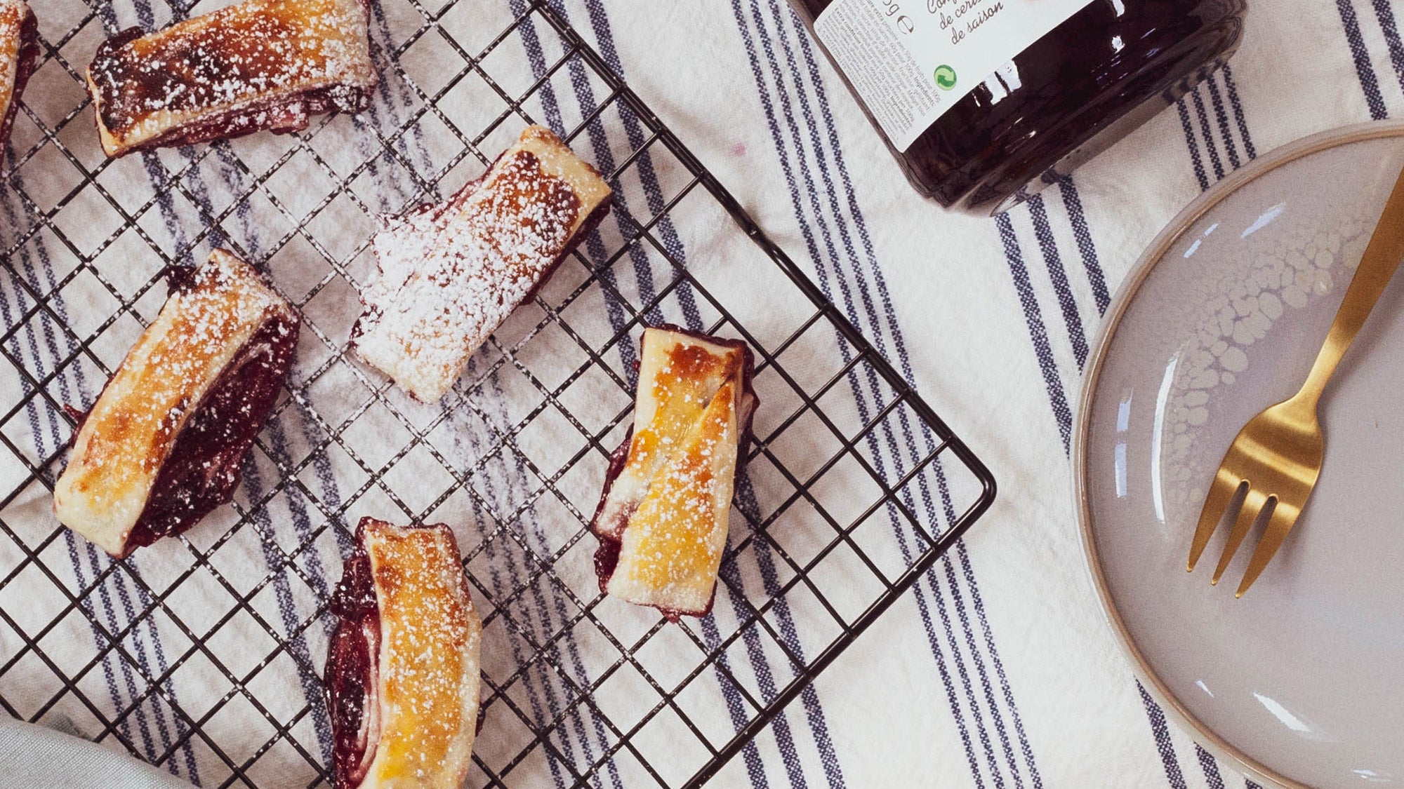 Viennoiseries à la confiture de cerises Récolte