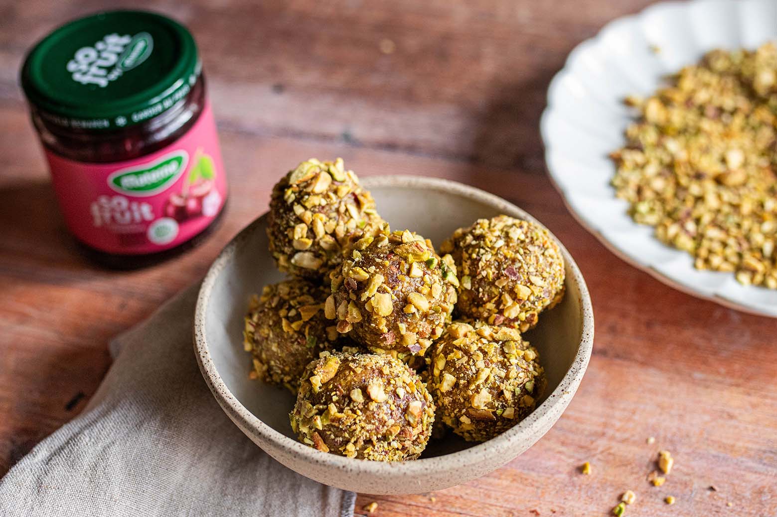 Energy Balls Pistache au Cœur Coulant de Confiture SoFruit Cerises