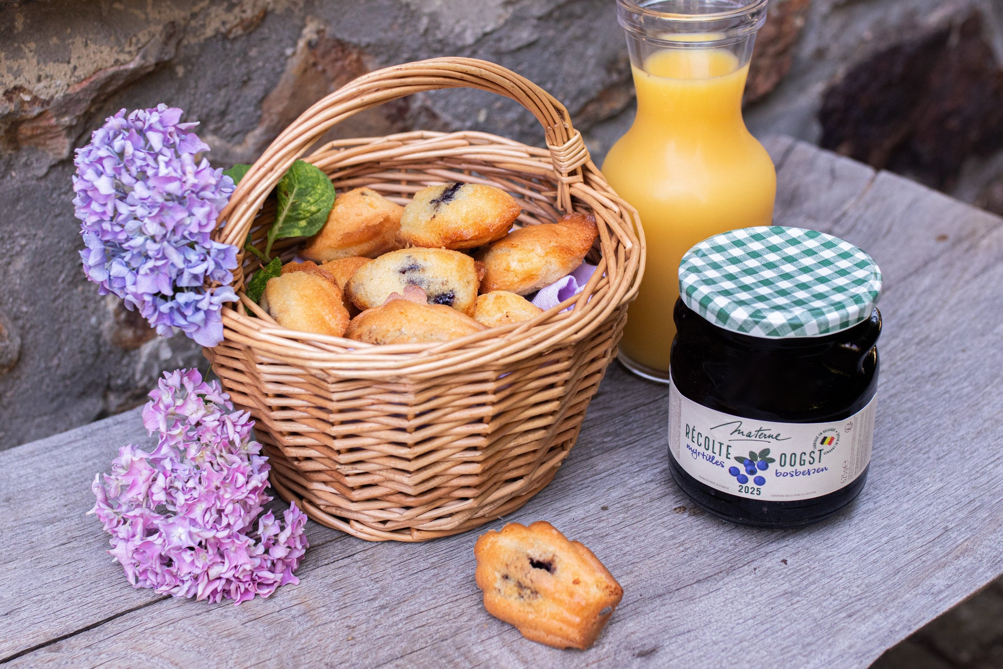 Madeleines acidulées myrtille & zeste de citron