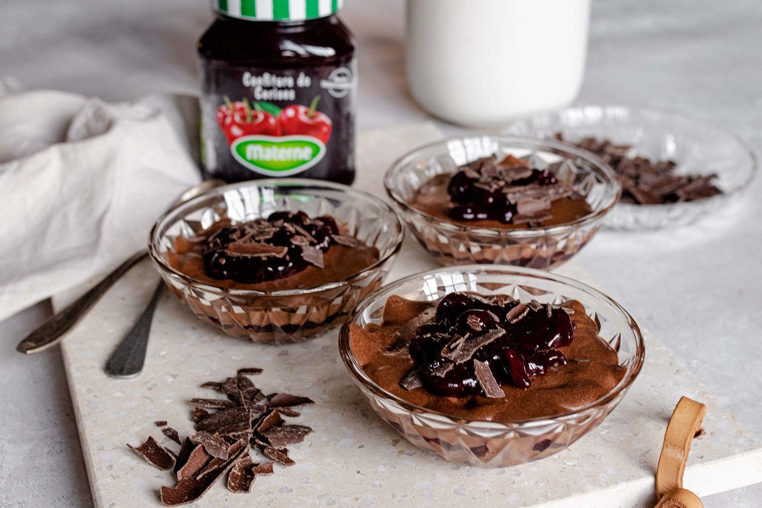 Mousse au chocolat à la confiture Extra cerises