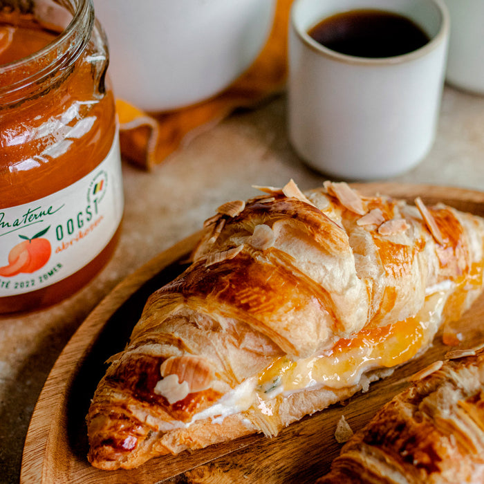 Croissant fourré à la ricotta et confiture d’abricots Récolte