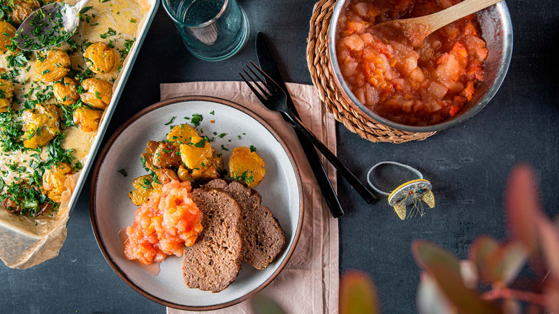 Pain de viande à la compote de pommes Materne BIO et de prunes et grenailles écrasées