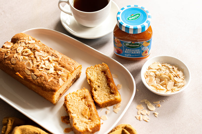 Cake moelleux amande & confiture d’abricot