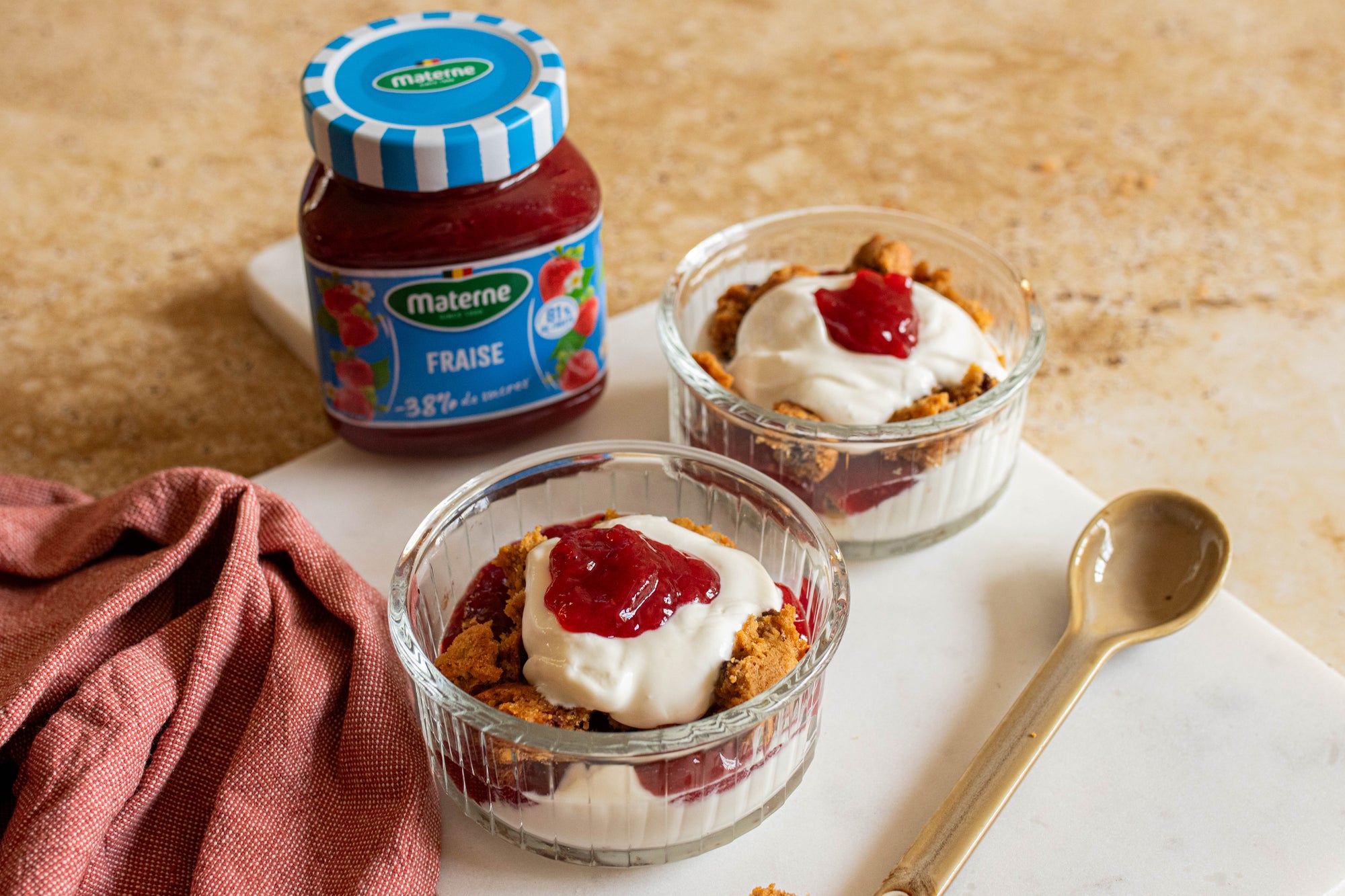 Mini shortcakes express à la confiture de fraises allégée