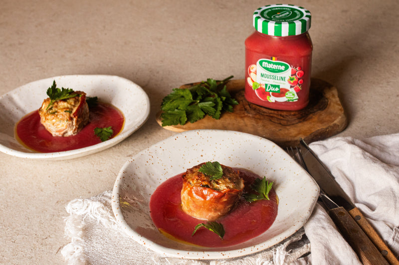 Mini pains de viande enrobés de jambon de Parme & compote pommes–framboises