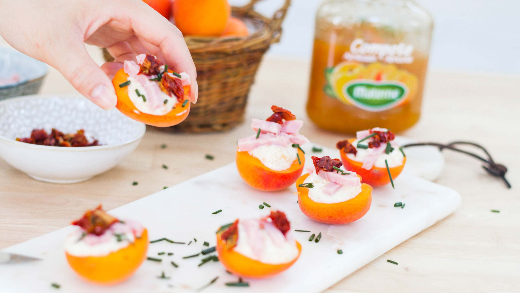 Bouchée au jambon fourrée aux abricots et à la ricotta