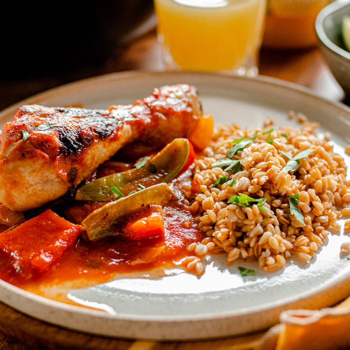 Pilons de poulet braisé à la sauce tomate et jus d’ananas Materne